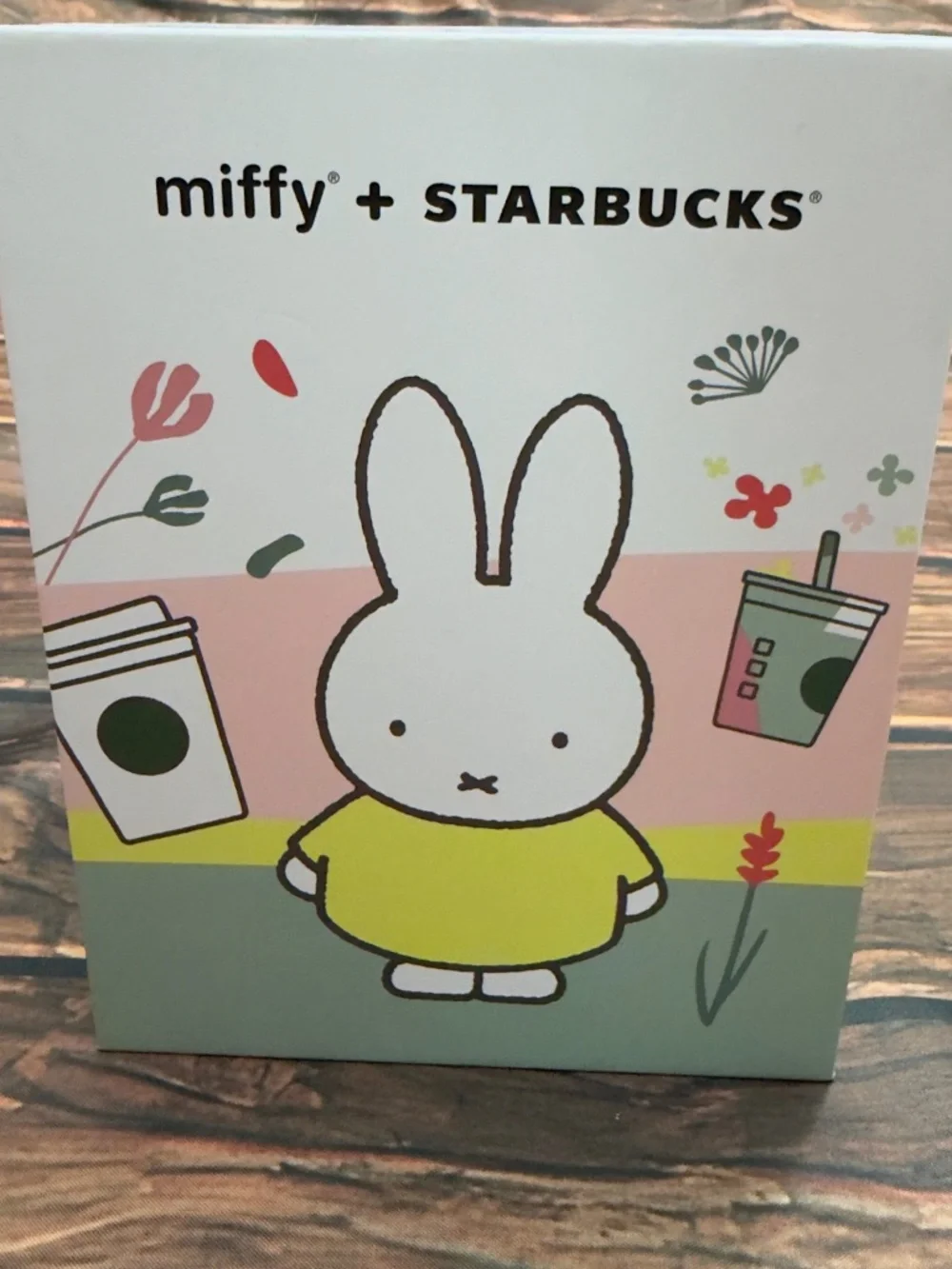 New Starbucks x Miffy 14oz Ceramic Coffee Tea Mug with Lid Limited Edition